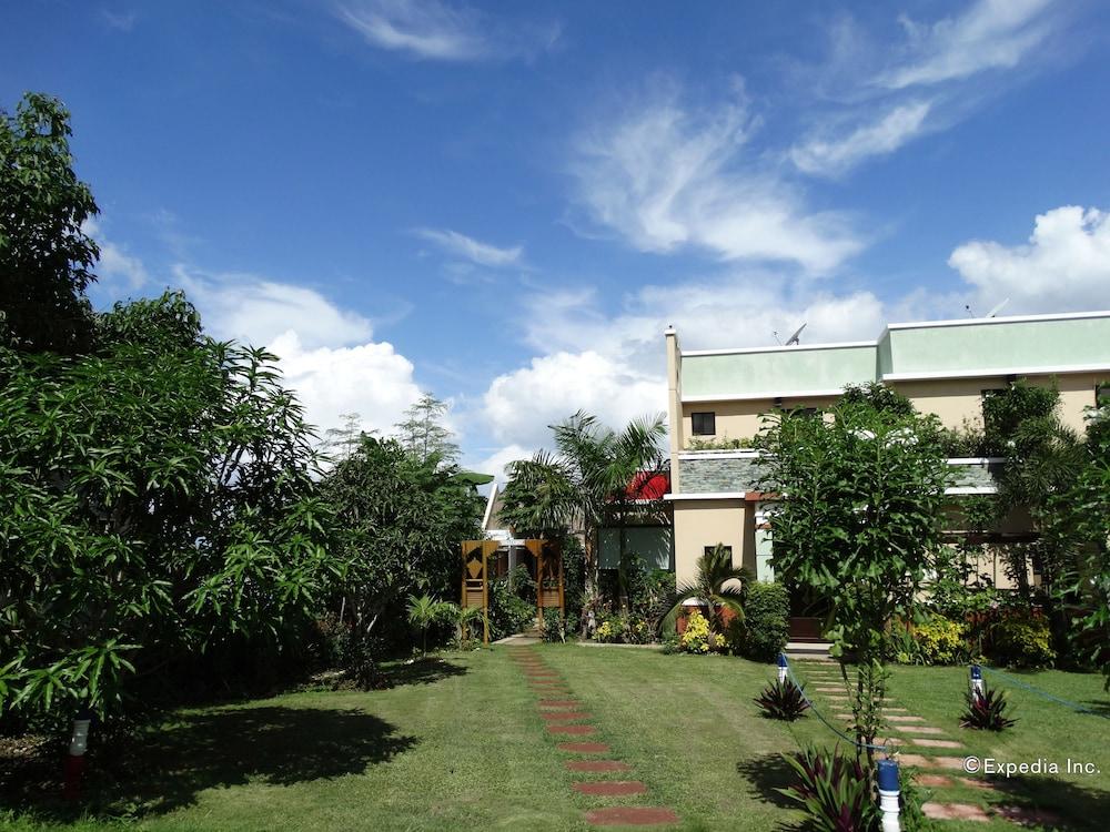 Villa De Gloria Tabalong Exterior photo