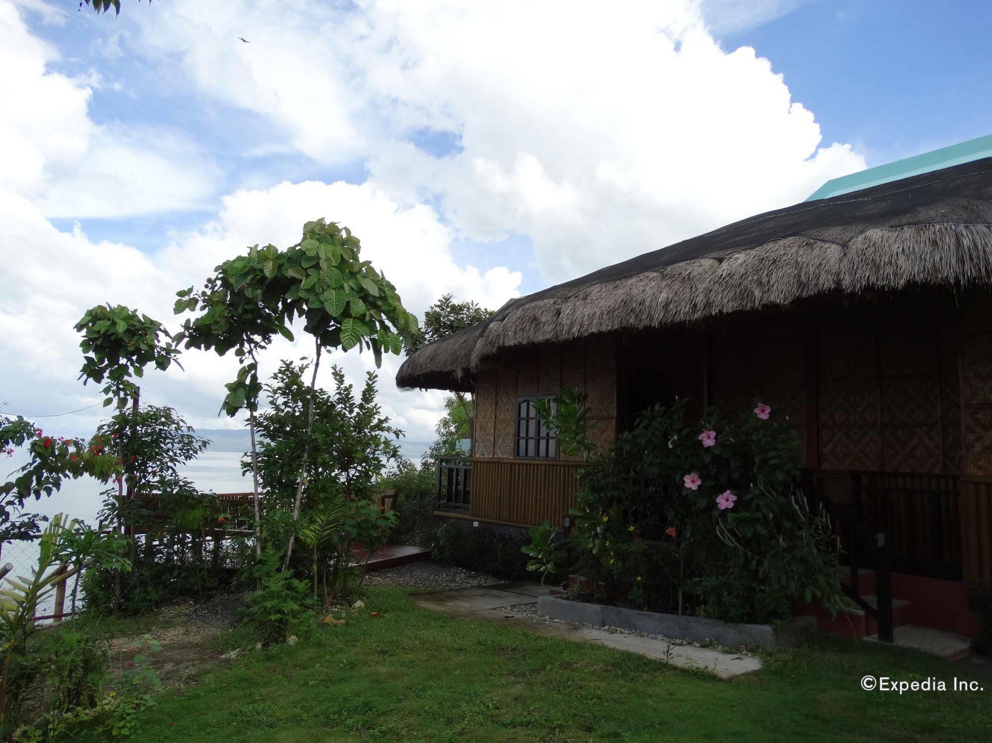 Villa De Gloria Tabalong Exterior photo