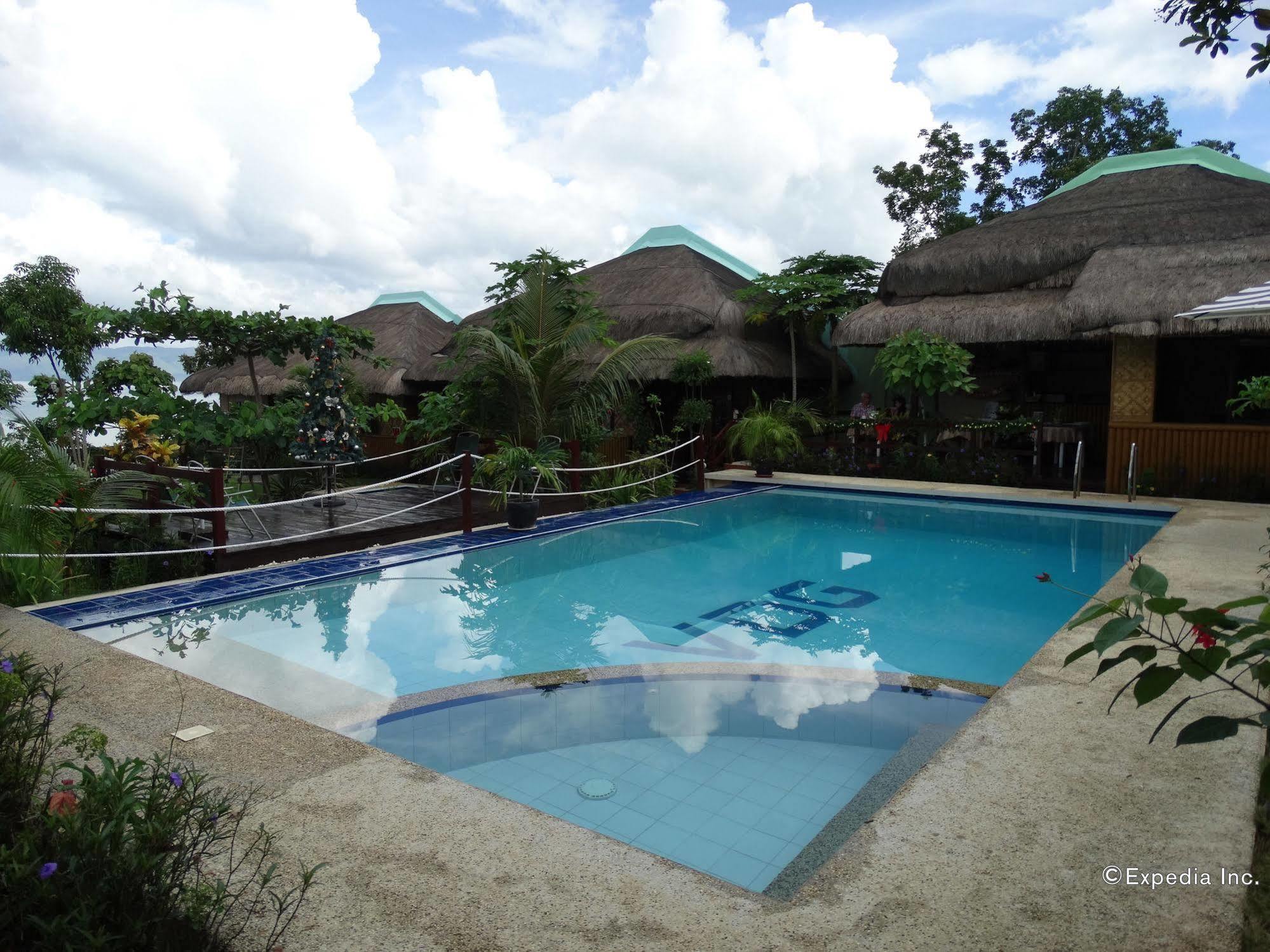 Villa De Gloria Tabalong Exterior photo